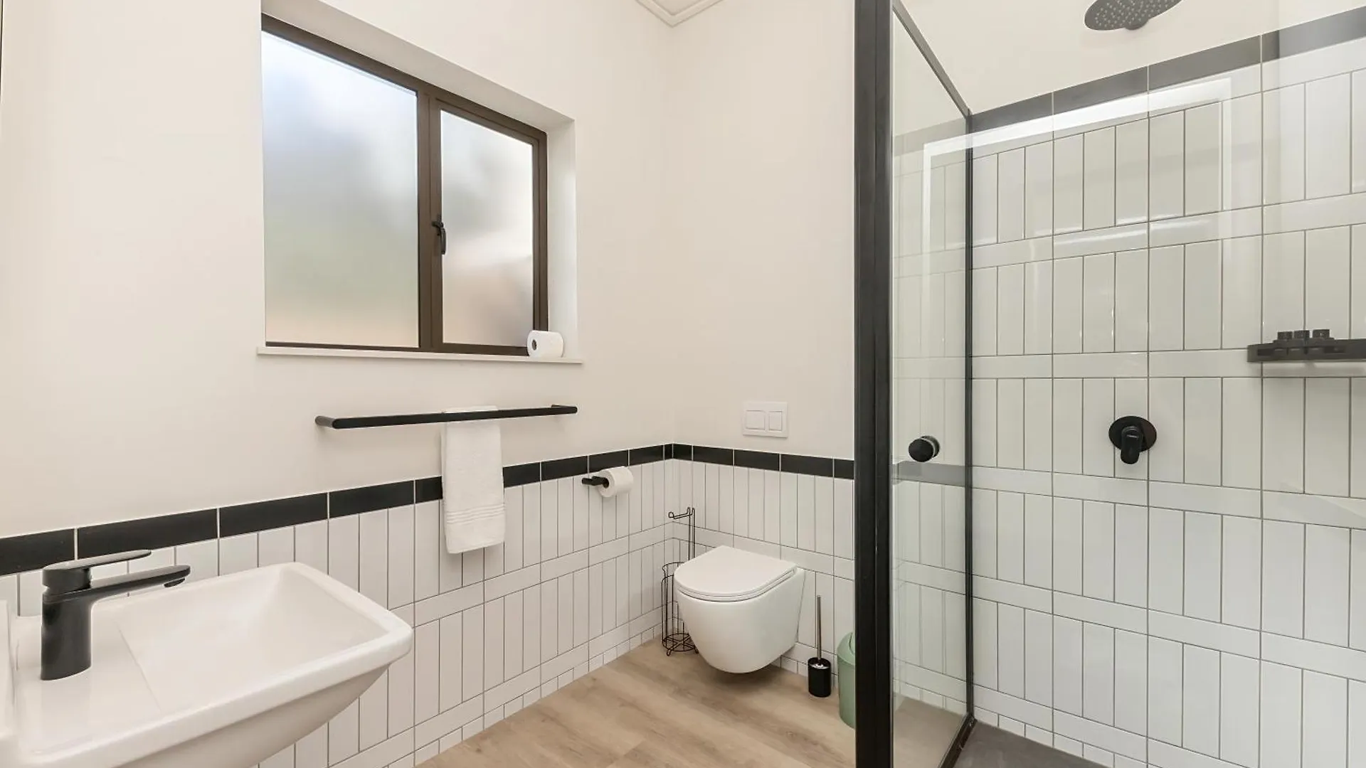 On The Beach In Camps Bay - Fully Equipped 2 Bedroom Apartment Ciudad del Cabo